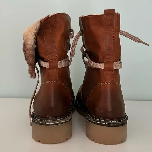 New Rieker Chestnut Brown Lace-Up Women's Boots - Picture 3 of 6